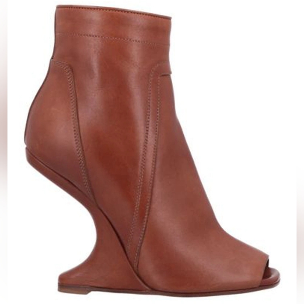 Rick Owens tan boots size 38 with DEFECT